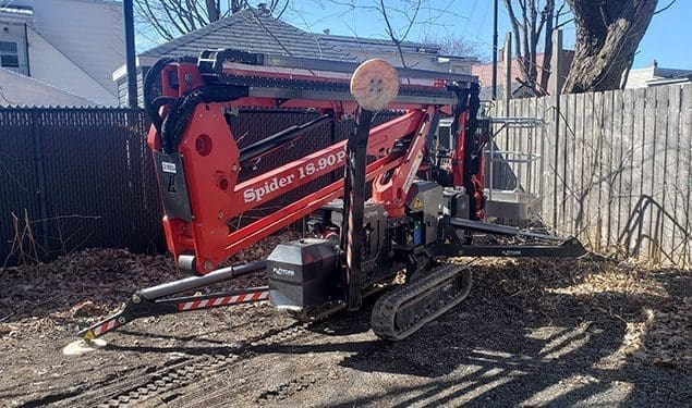Abattage d’arbres en milieu restreint